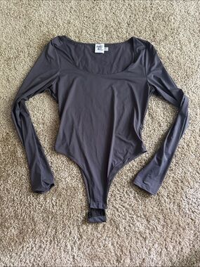 Princess Polly Long Sleeve Scoop Neck Bodysuit in Gray